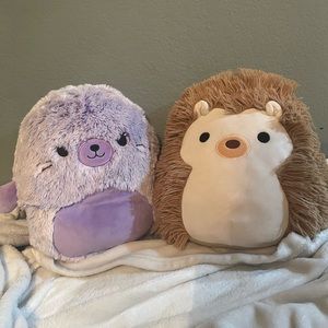 Set of two squishy plush toys, medium size